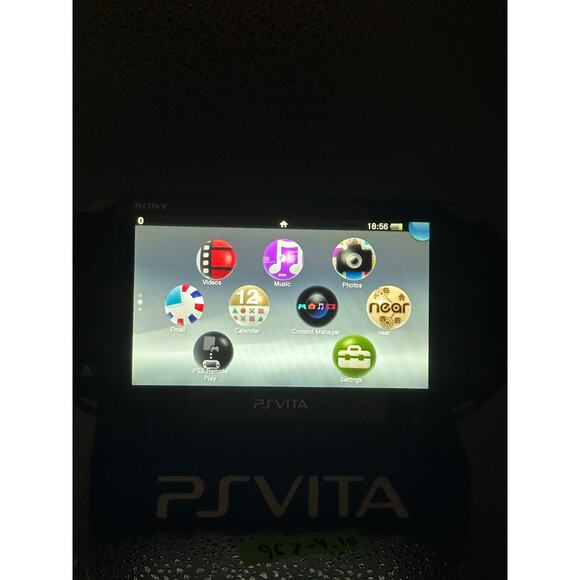 Black ps vita 2000 w/charger - Picture 5 of 7